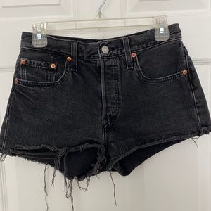 Levi’s 501 Black jean shorts. waist 28. High waisted.